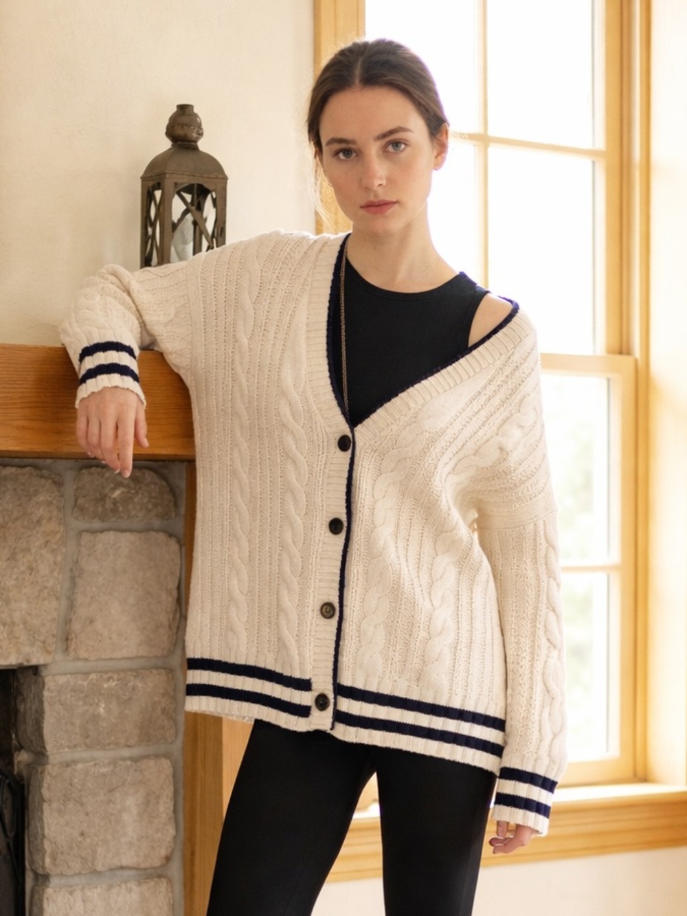 Calligraphie Anthropologie Cream Navy Trim Cable Knit V-Neck Button Cardigan M